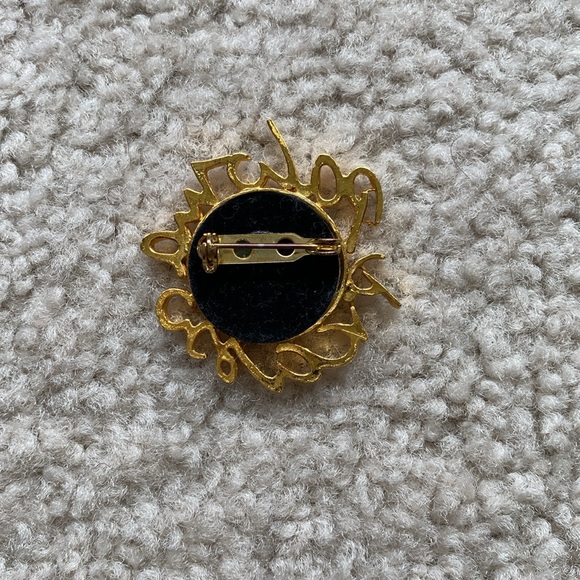 Vintage gold tone Paloma Picasso mirror brooch - Picture 3 of 3